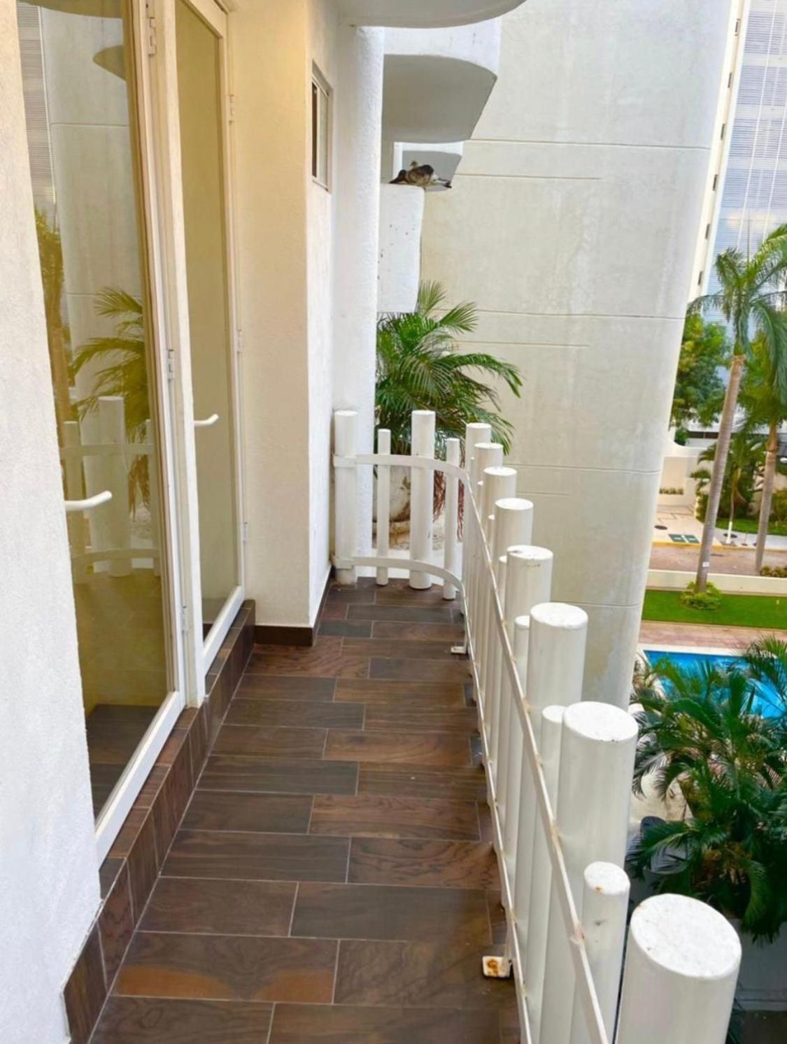 Acapulco Hotel Y Suites Mediterrane ภายนอก รูปภาพ