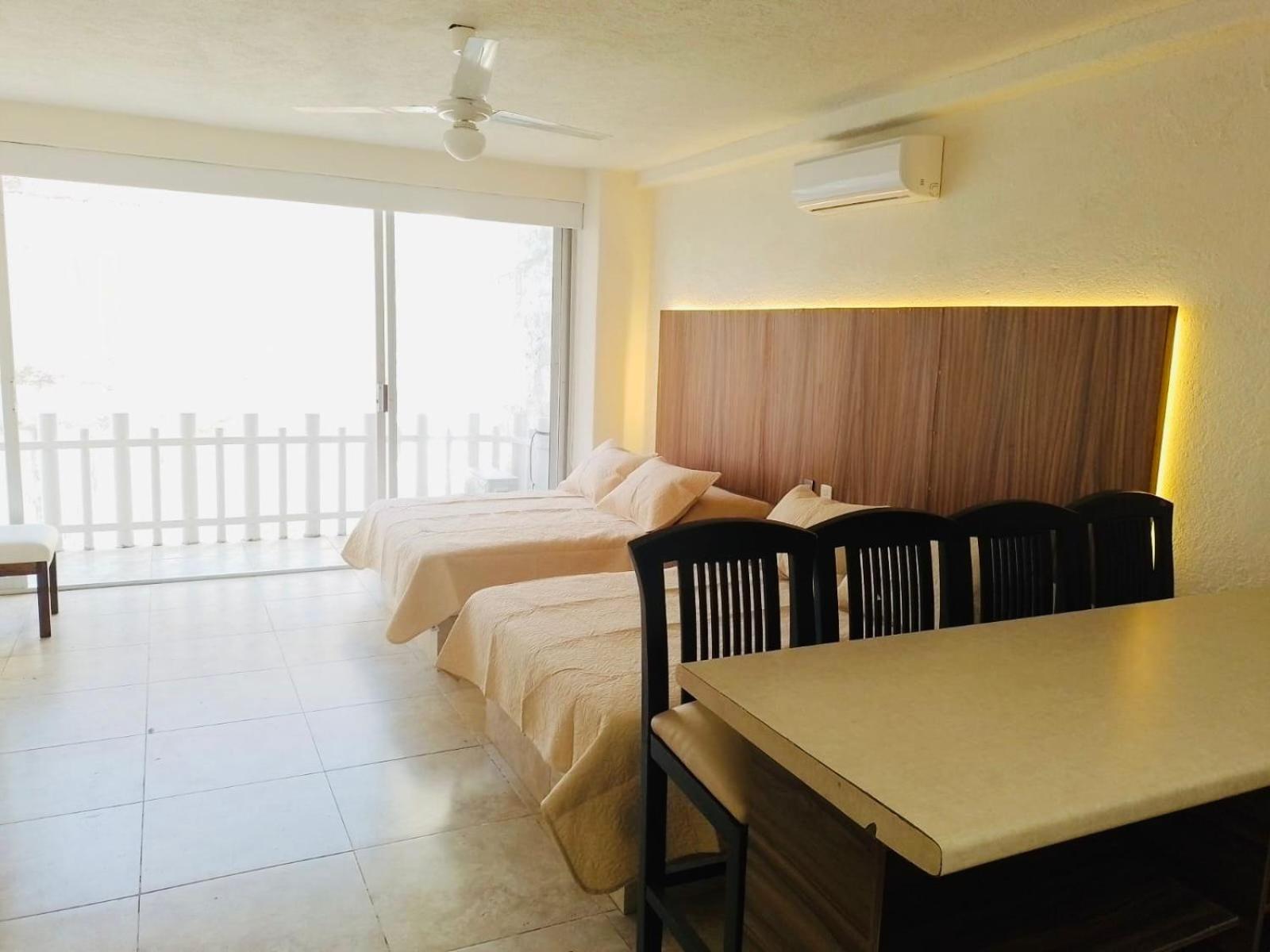 Acapulco Hotel Y Suites Mediterrane ภายนอก รูปภาพ